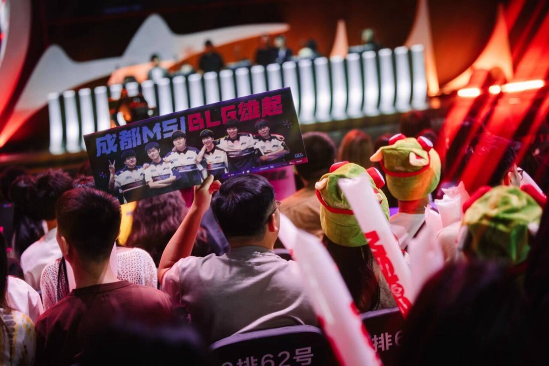 DK正式公布大名单：上路Burdol+Hoya